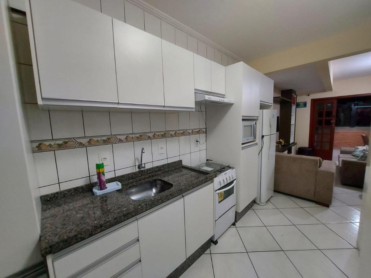 Apartamento 12 - Bombinhas - 200 Metros Da Praia Exteriér fotografie